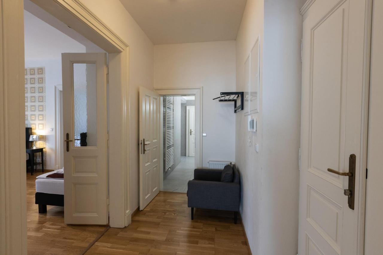 Old Town Spirit Aparthotel Prague Exterior photo