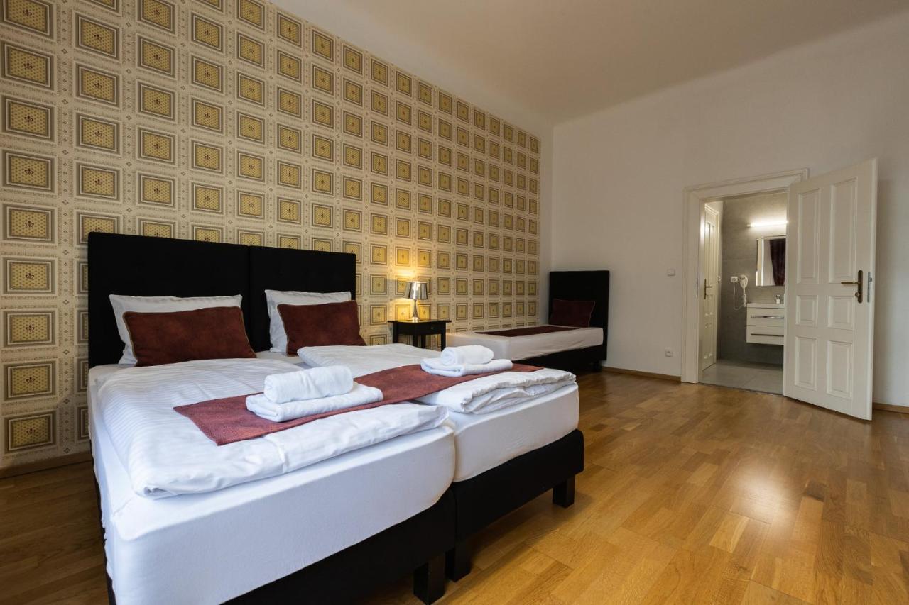 Old Town Spirit Aparthotel Prague Exterior photo